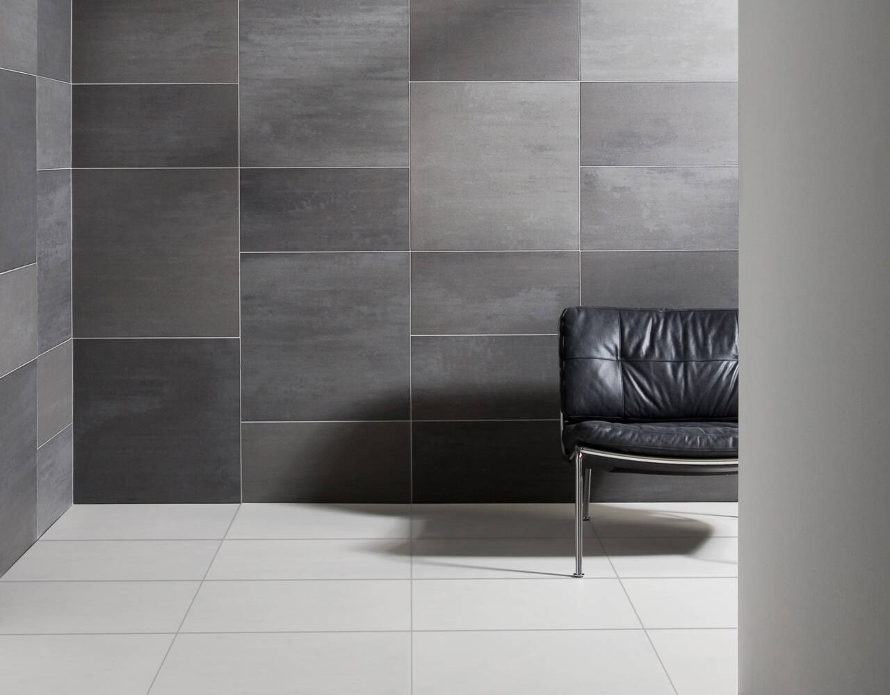 porcelain tile bathroom