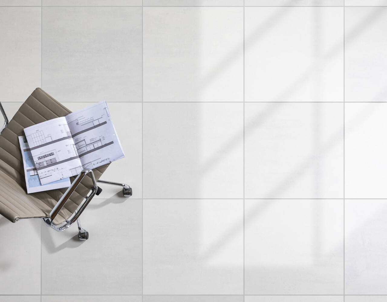 porcelain tile bathroom