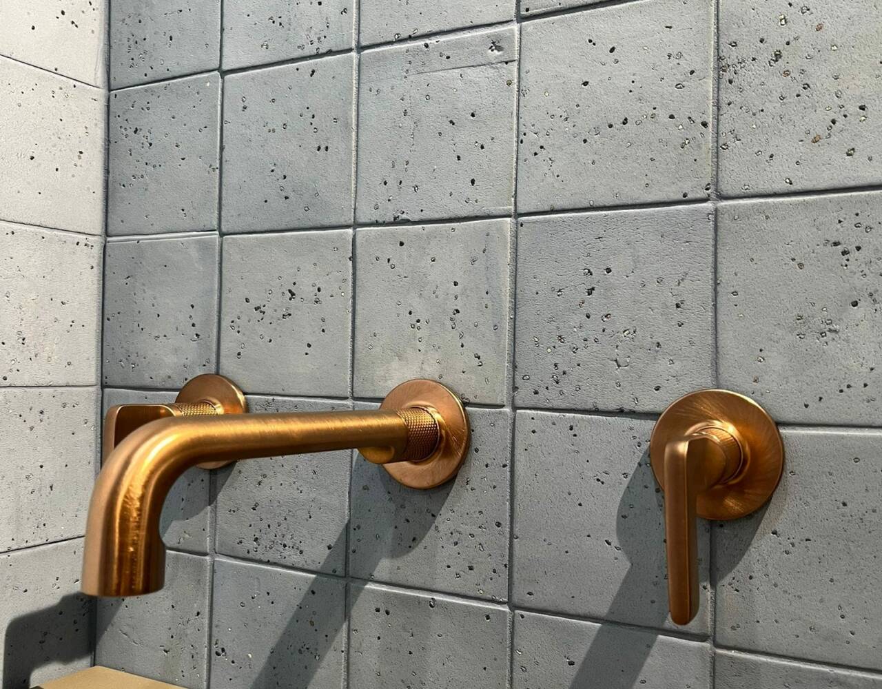 stone wall tiles interior