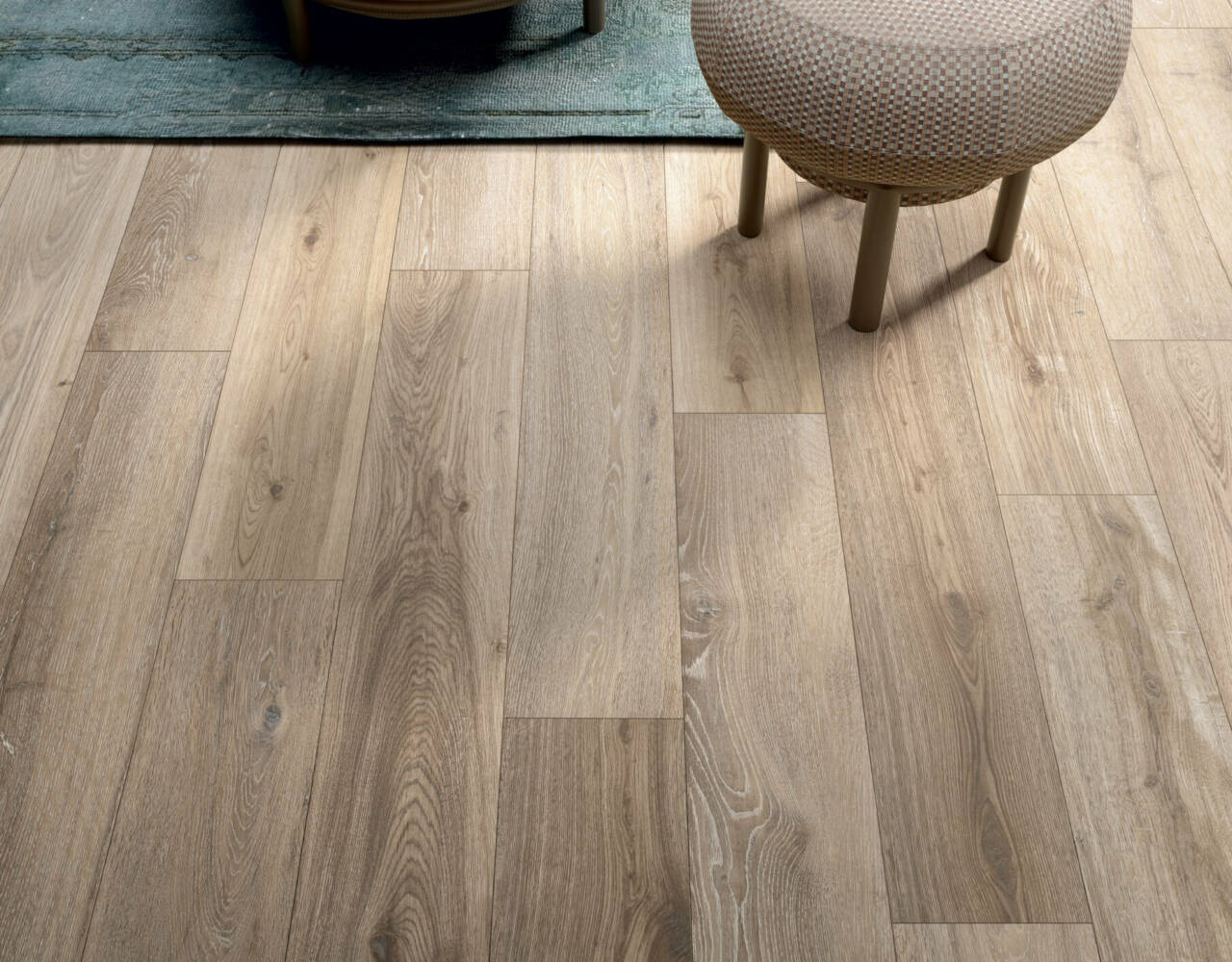 wood look porcelain tile